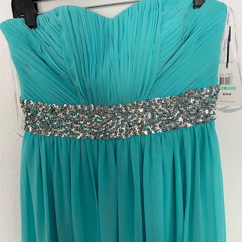 Gorgeous mint Calvin Klein dress